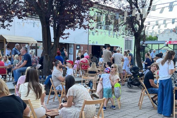 pivo-bbq-kk-04C0C70295-006D-93F4-6CFF-2218CD4832EA.jpg