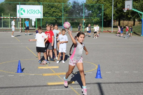 predstavitev-sporta-podbocje-11F989AF4C-BBF5-18CF-AC76-5EB3BA2BC9FC.webp